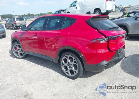 2024 Alfa Romeo Tonale Veloce Eawd из США, поврежденный, VIN ZASPATDW3R3059300